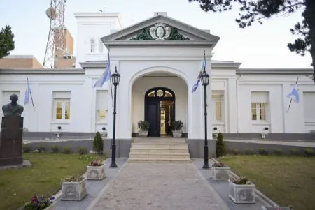 9ddd08f53c4c4e0206e35e0fb76ccb64_L