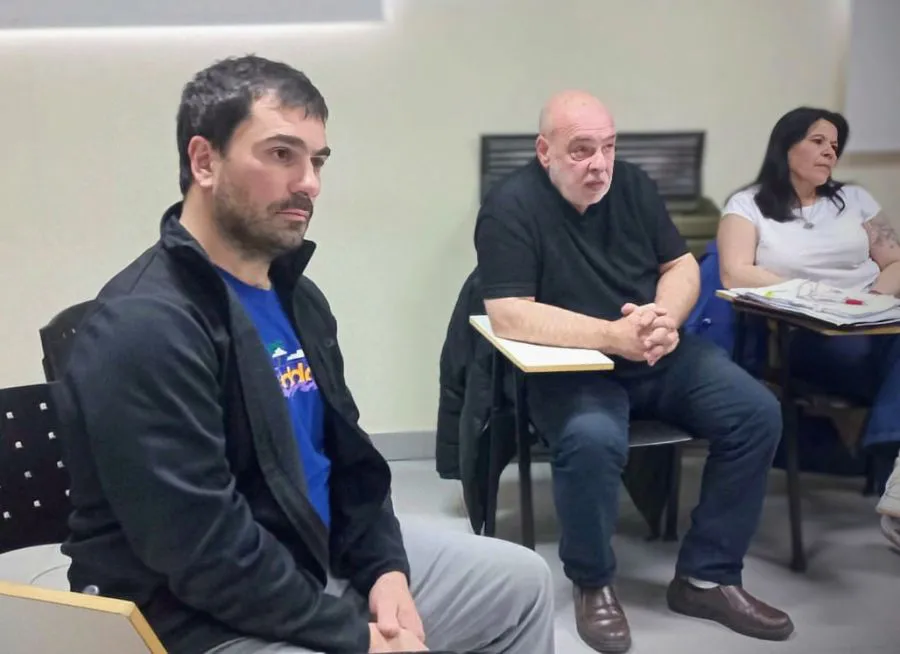 0054058a24490e94ef52e3e5c911a380_XL