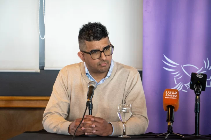 CONFERENCIA-DE-PRENSA-JAIRO-GUZMAN-MENEM-06988-728x485