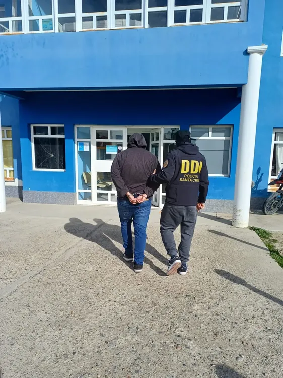 03ee6e65-eefc-447d-97c2-1bfda26721ee