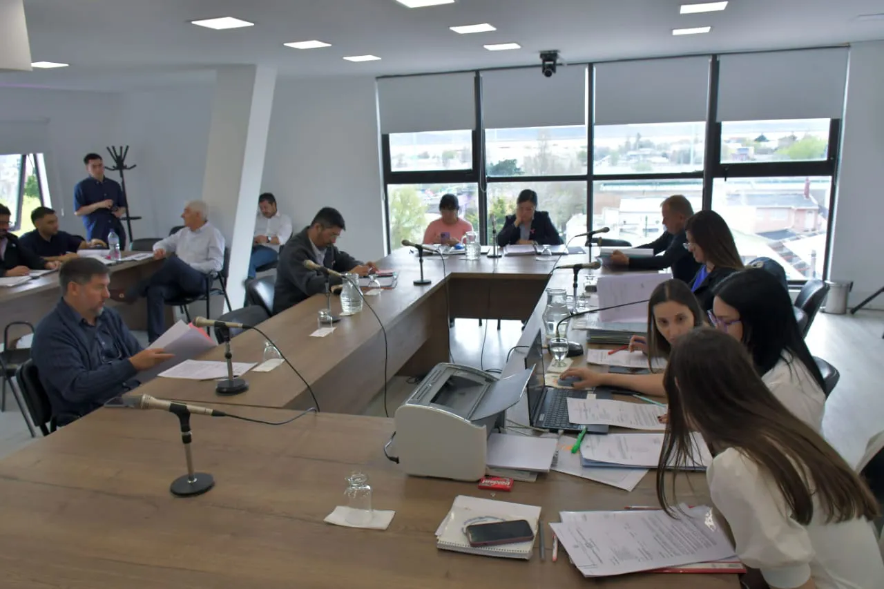 WhatsApp Image 2025-10-07 at 19.32.42