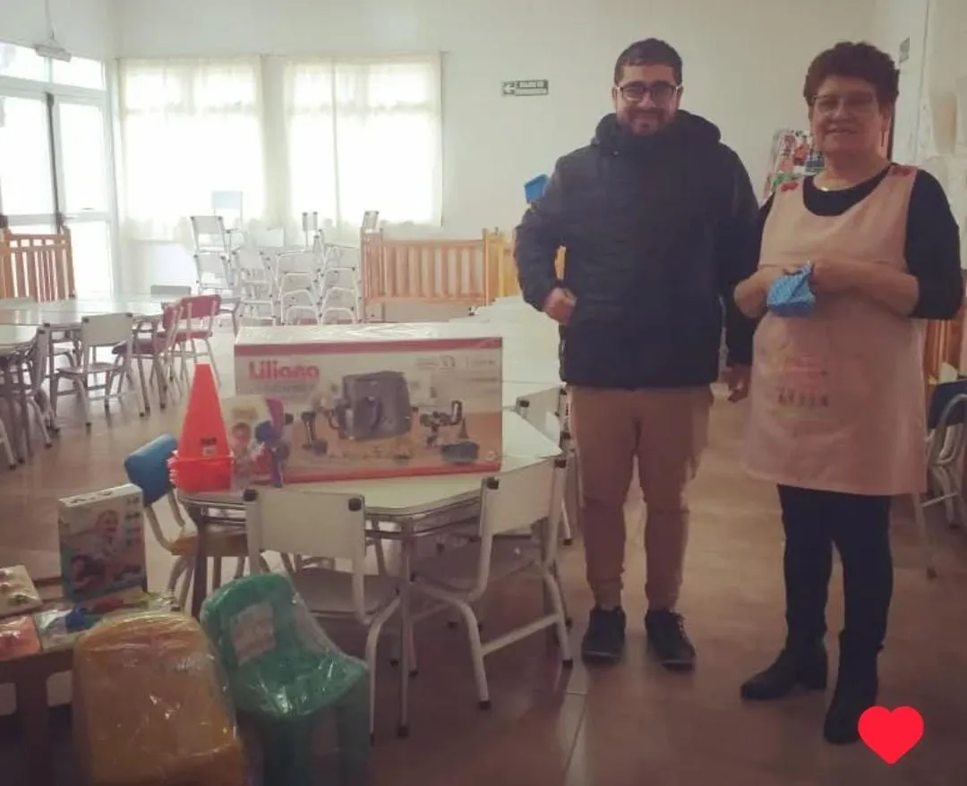 e6614f45-aadb-4f98-83b4-147f06abe6ba