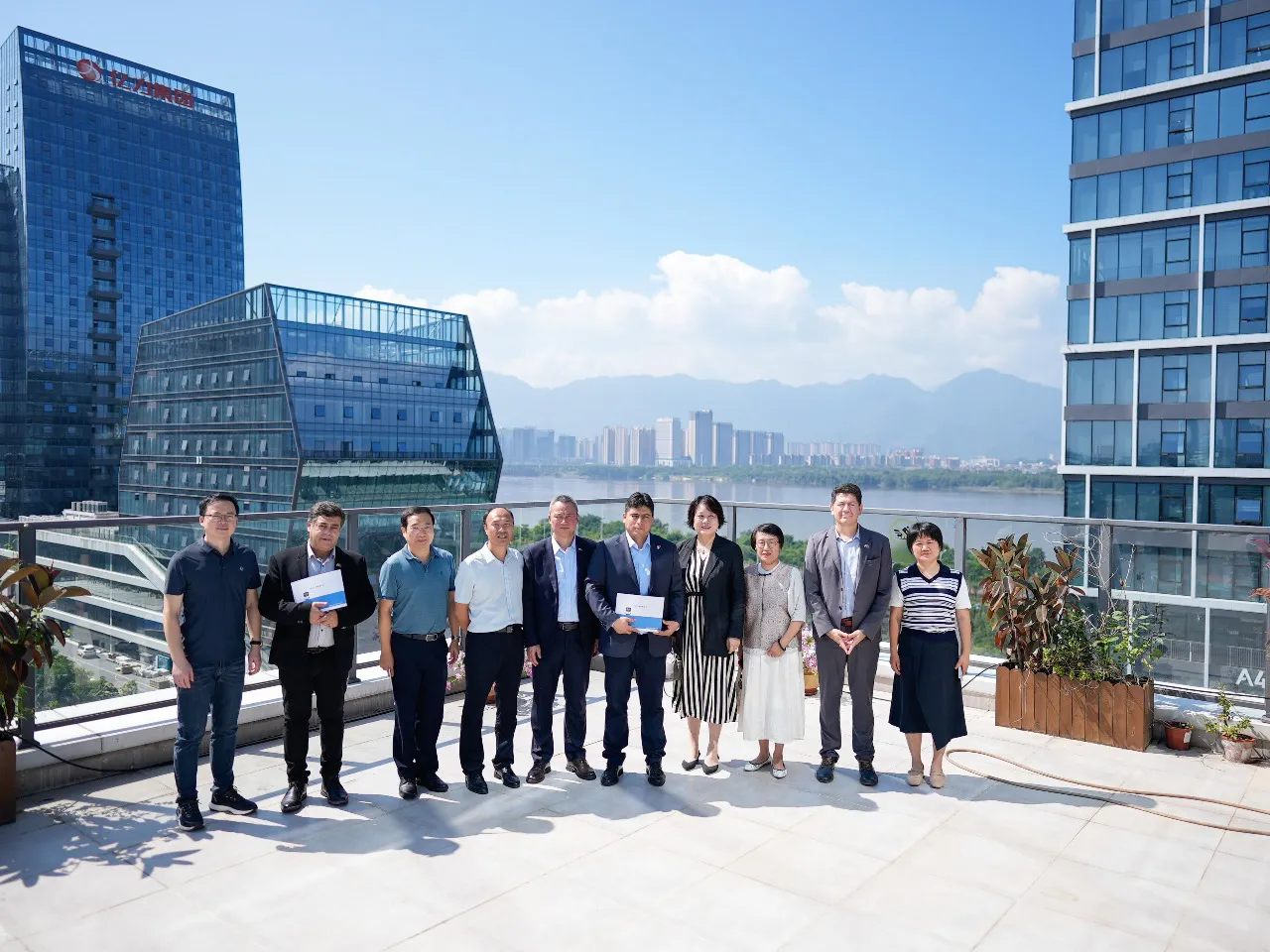 LA_IA_COMO_MOTOR_DE_INNOVACIN_Y_CRECIMIENTO_PARA_EL_FUTURO_DE_SANTA_CRUZ_6