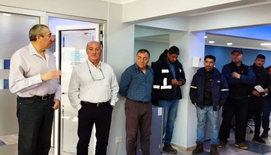 ca5a3e8c190d5179779e137ece5d732a_XL