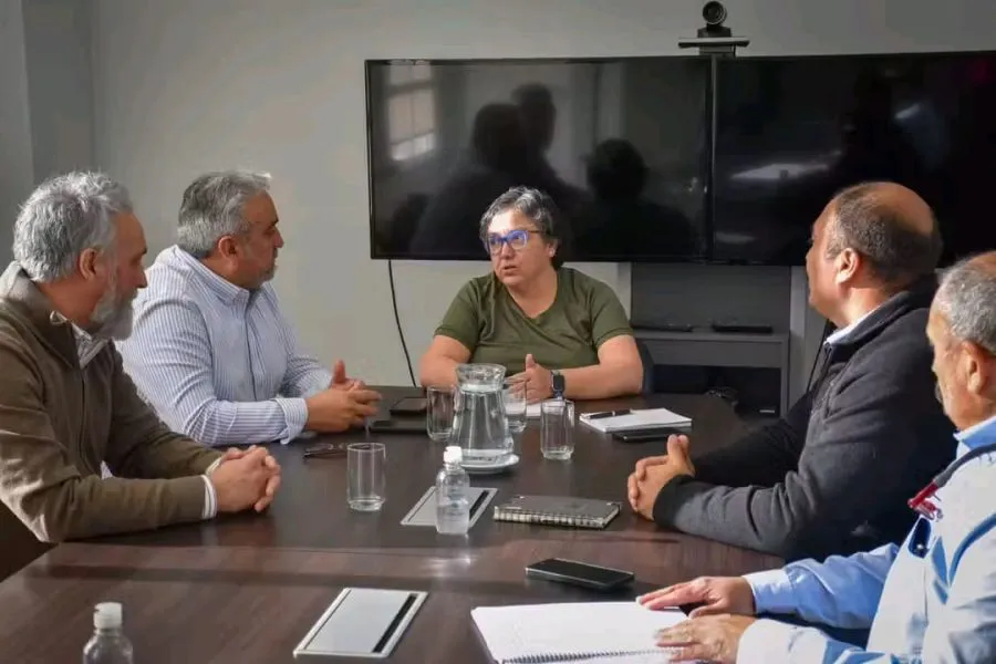 b700b9f25669d43c63001422c72f3037_XL