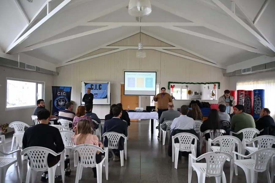 1bfa747bcc3347db6a8ed80c4a2533b6_XL