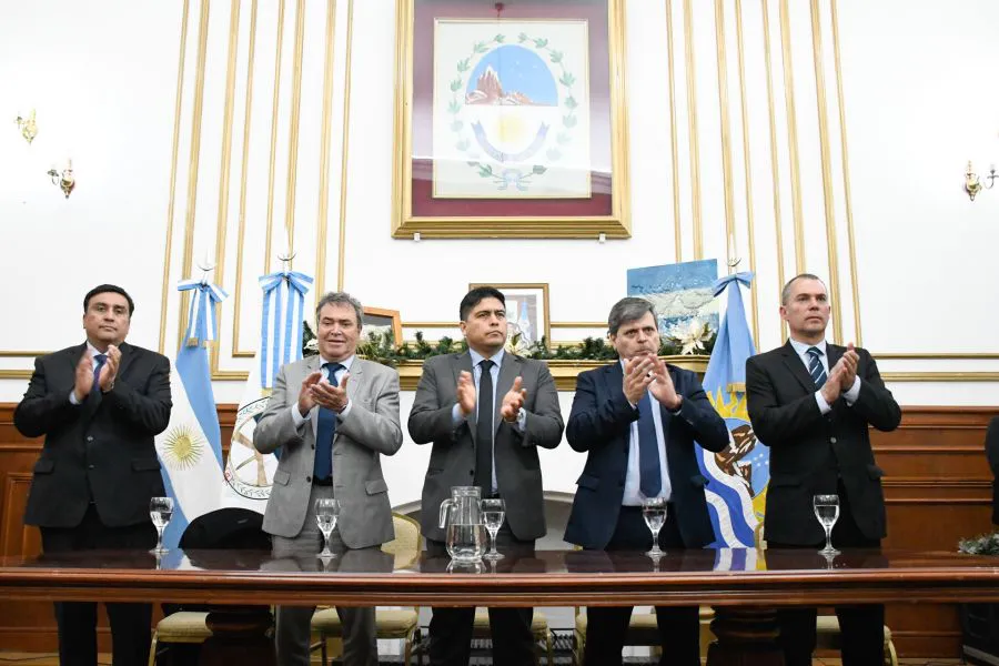 f2978a5aafda08c6534e9153b1c107e9_XL