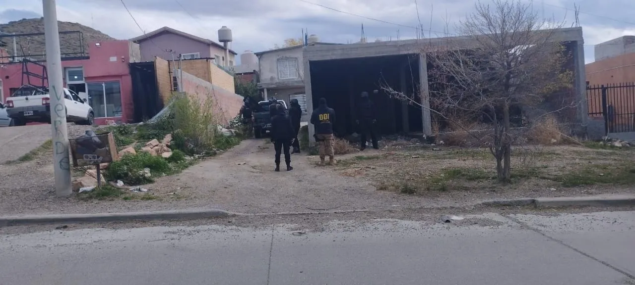 c6e6110c-f138-4cbe-878d-74114e7b509b