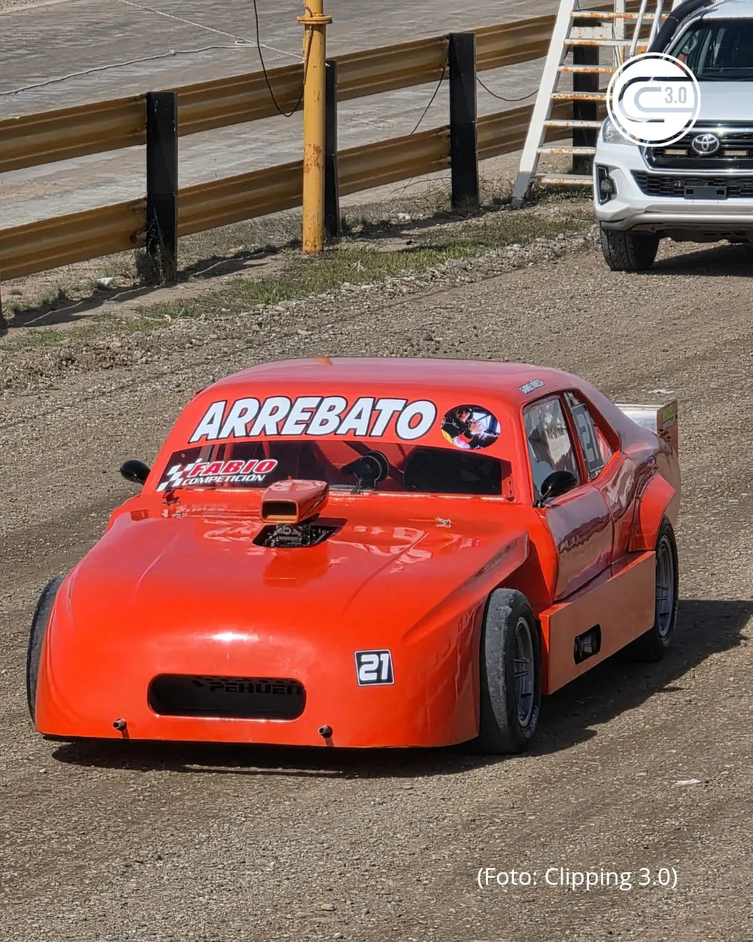 WhatsApp Image 2025-10-12 at 22.28.01