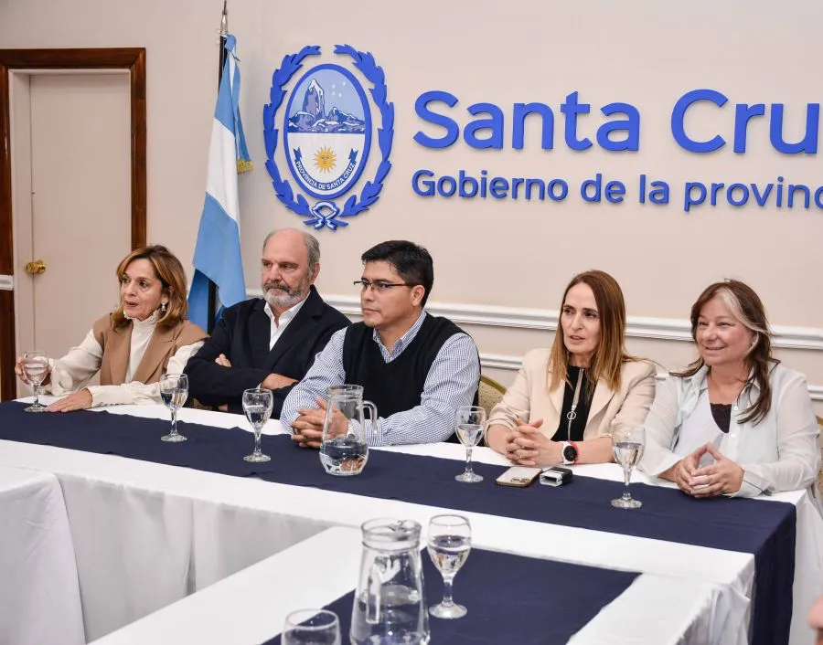 9779410270a6f01bfd59ae4618551338_XL