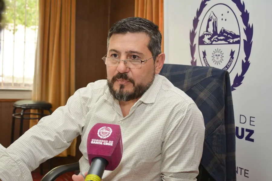 d28a43a5f6004f5d84f46888a9dee1c8_XL