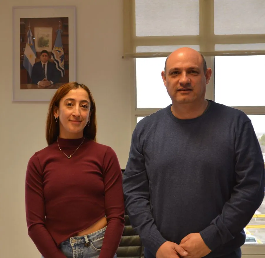 8a8905fe08a44036144add2d2c74762a_XL