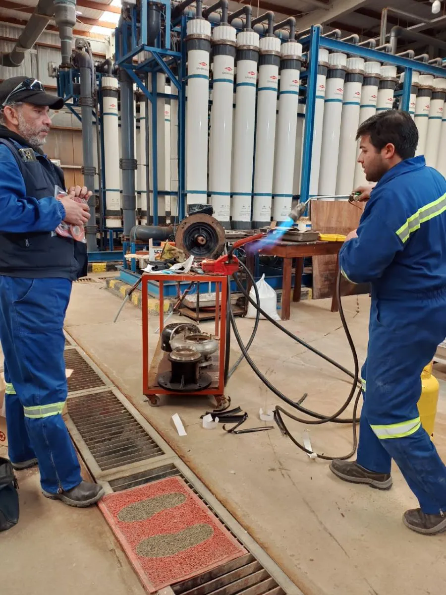 244a8adb83f8f874ef9480738090004b_XL