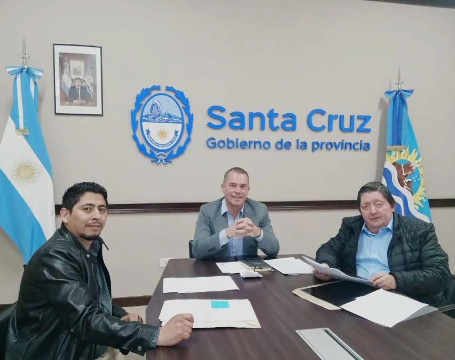 cf6b091dde05f85f4555ff19763074e4_XL