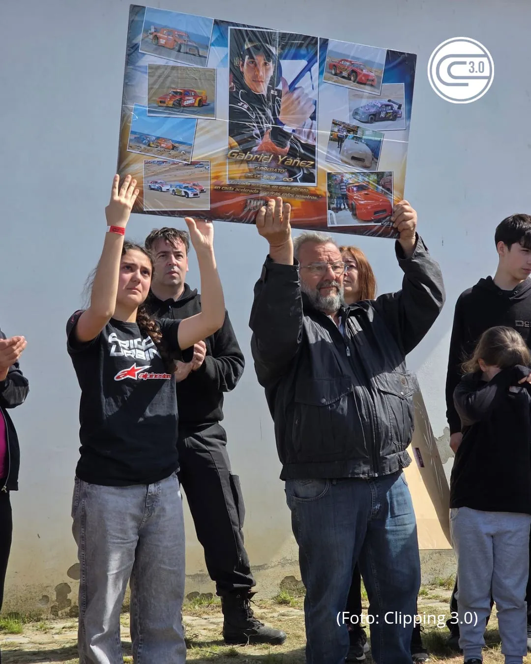 037cc6df-f395-4b1f-b474-353cb89ba88d