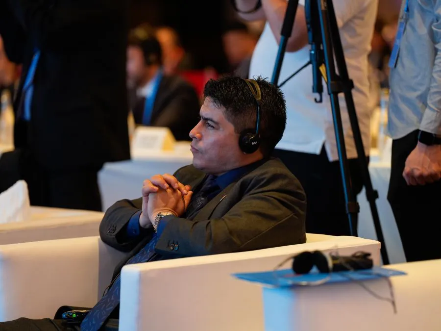 20ff5b20f3775312ae8414ac9041e722_XL