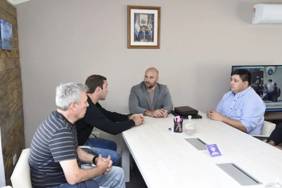 4211bdd7c844e99ac222f15758136174_XL