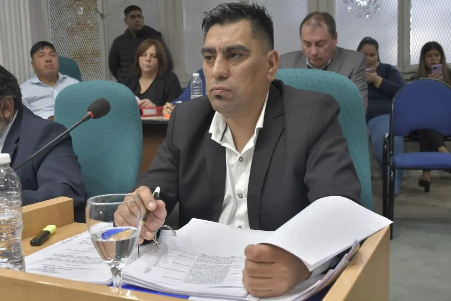 3393b16572d9182aa4eaed8516a5897e_XL