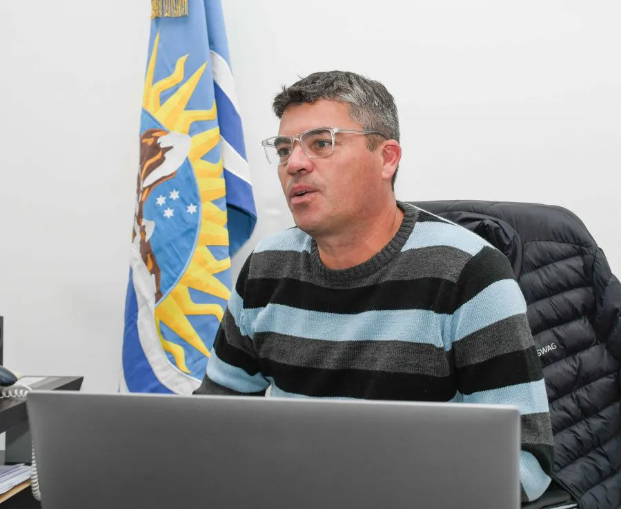 d8fcb41c9490168bf0d5e71bb82a6fdb_XL